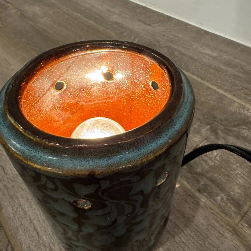🕯️ Authentic Scentsy Handcrafted Ceramic Electric Wax Warmer‎